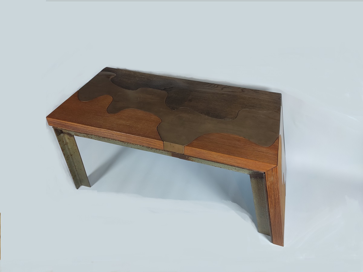 Table basse bois chêne massif et métal avec soudure. revêtement huile naturel et métalisation